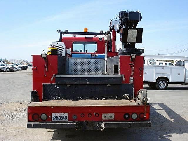 2002 PETERBILT 330 West Sacramento California Photo #0112137A