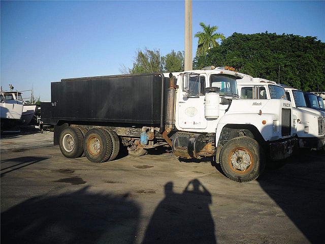 1977 MACK R685ST Opa-Locka Florida Photo #0112138A