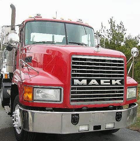 2002 MACK CH612 Allentown Pennsylvania Photo #0112295A