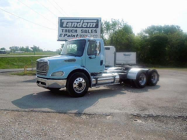 2006 FREIGHTLINER BUSINESS CLASS M2 112 Oak Grove Missouri Photo #0112450A