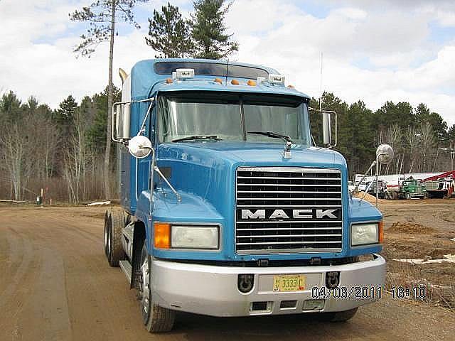 2003 MACK CH613 Minocqua Wisconsin Photo #0112790A