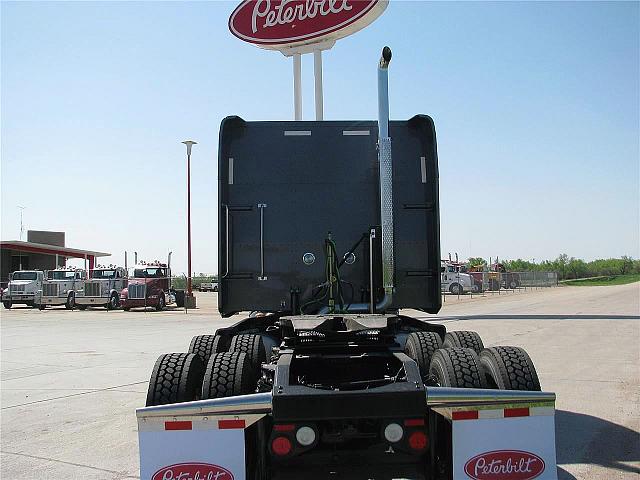 2011 PETERBILT 386 Grand Island Nebraska Photo #0112850A