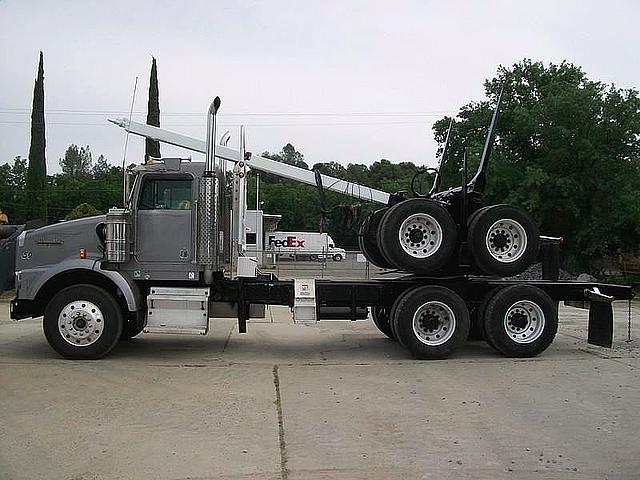 2001 KENWORTH T800B Redding California Photo #0112866A