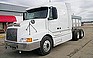 2000 VOLVO VNL64T610.