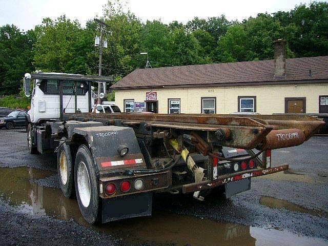 1995 MACK DM690S Sparrow Bush New York Photo #0113824A