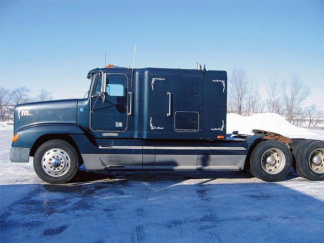 1994 FREIGHTLINER FLD12042S Glenwood Minnesota Photo #0113920A