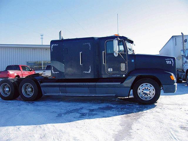 1994 FREIGHTLINER FLD12042S Glenwood Minnesota Photo #0113920A