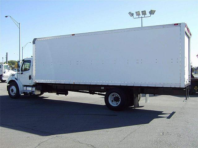 2005 FREIGHTLINER BUSINESS CLASS M2 106 Omaha Nebraska Photo #0114348A