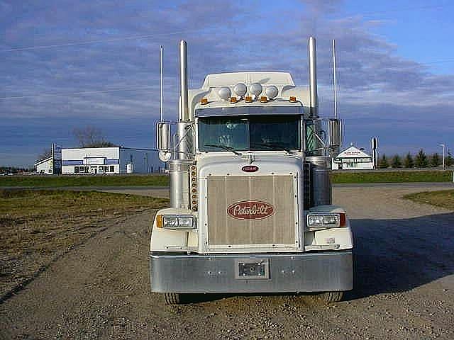 2004 PETERBILT 379 Winnipeg Photo #0114426A