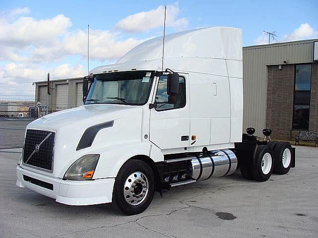 2007 VOLVO VNL64T630 Springfield Missouri Photo #0114428A