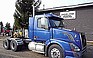 Show the detailed information for this 2007 VOLVO VNL64T300.