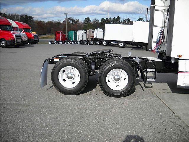 2005 FREIGHTLINER CST12064ST-CENTURY 120 CHARLOTTE North Carolina Photo #0114612A