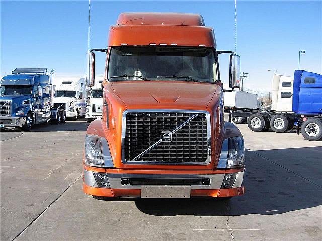 2011 VOLVO VNL64T730 COMMERCE CITY Colorado Photo #0114695A