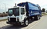 1998 MACK MR688S.