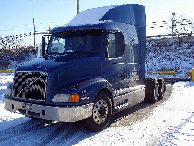 1999 VOLVO VNL64T770 Justice Illinois Photo #0114808A