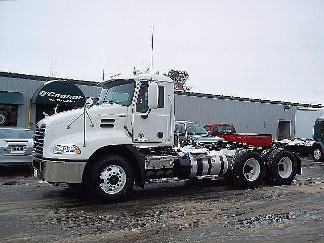 2011 MACK PINNACLE CXU613 Portland Augusta Maine Photo #0115161A