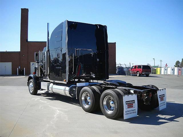 2007 FREIGHTLINER FLD13264T-CLASSIC XL CHARLOTTE North Carolina Photo #0115589A