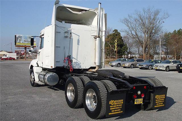 2003 FREIGHTLINER CL12064ST-COLUMBIA 120 Bennettsville South Carolina Photo #0115649A