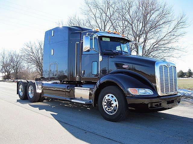 2012 PETERBILT 386 Bolingbrook Illinois Photo #0115704A