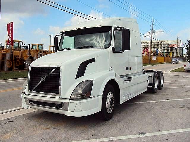 2007 VOLVO VNL64T630 Miami Florida Photo #0115831A