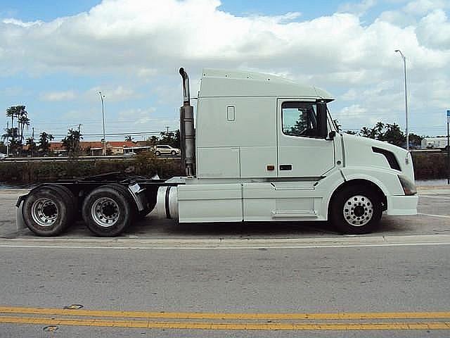 2007 VOLVO VNL64T630 Miami Florida Photo #0115831A