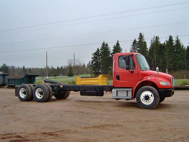 2004 FREIGHTLINER BUSINESS CLASS M2 100 Coleman Photo #0115840A