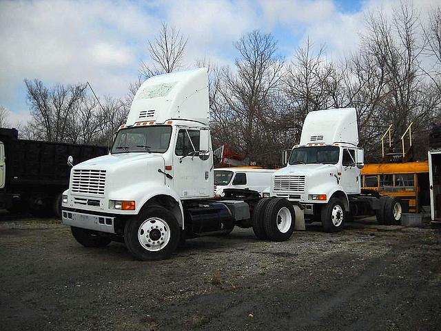 1996 INTERNATIONAL 8100 Laredo Texas Photo #0116276A