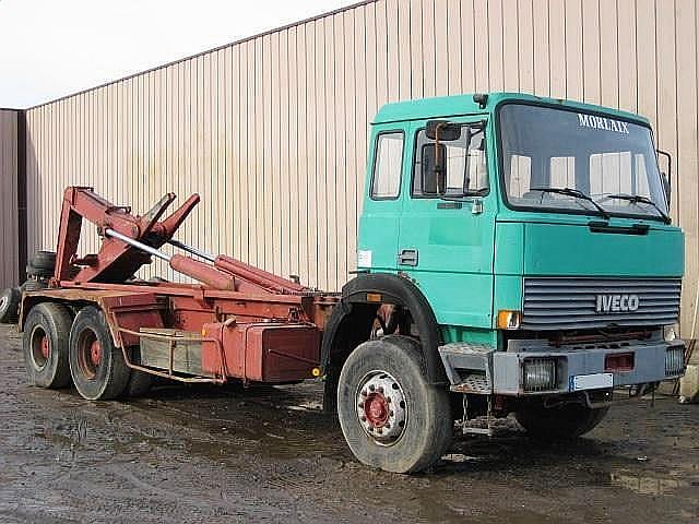 1991 IVECO 300-30 Garlan Photo #0116803A