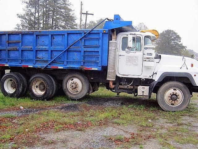 1998 MACK RD690S GREELEYVILLE South Carolina Photo #0116846A