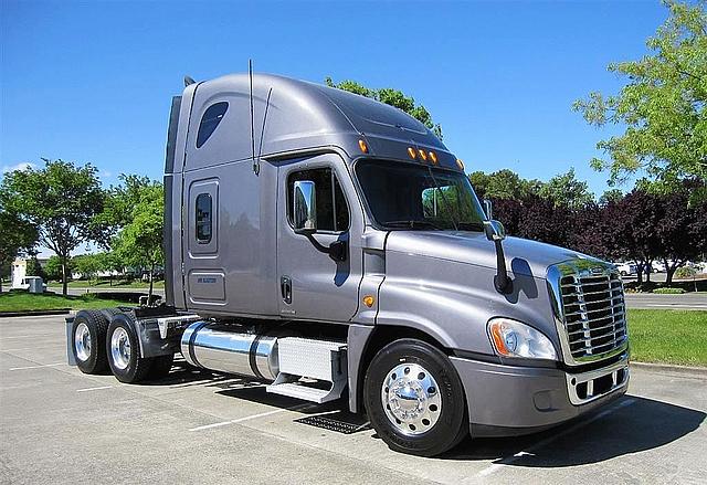 2009 FREIGHTLINER CA12564ST - CASCADIA mi Photo #0117078A