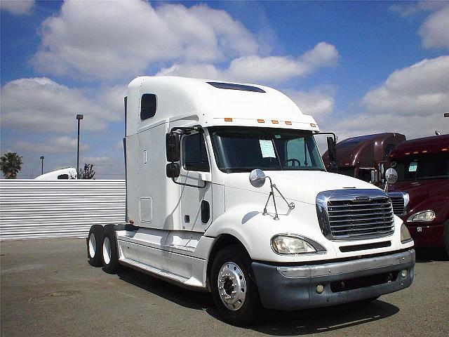 2004 FREIGHTLINER CL12064ST-COLUMBIA 120 Fontana California Photo #0117197A