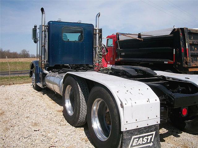 1996 PETERBILT 377 Montgomery City Missouri Photo #0117267A