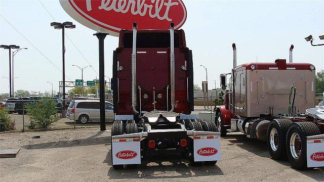 2012 PETERBILT 386 Wichita Kansas Photo #0117330A