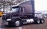 Show the detailed information for this 2006 VOLVO VNM64T630.