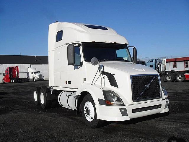 2005 VOLVO VNL64670 Elizabeth New Jersey Photo #0117781A