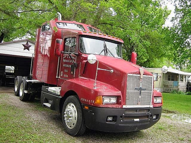 1995 KENWORTH T600 Mount Vernon Illinois Photo #0117831A