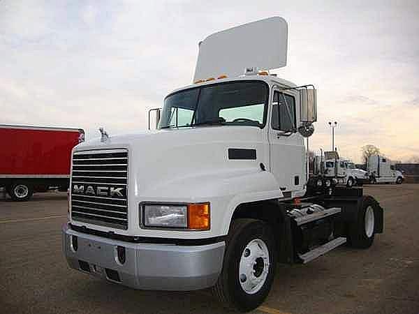 2001 MACK CH612 Wayland Michigan Photo #0118040A