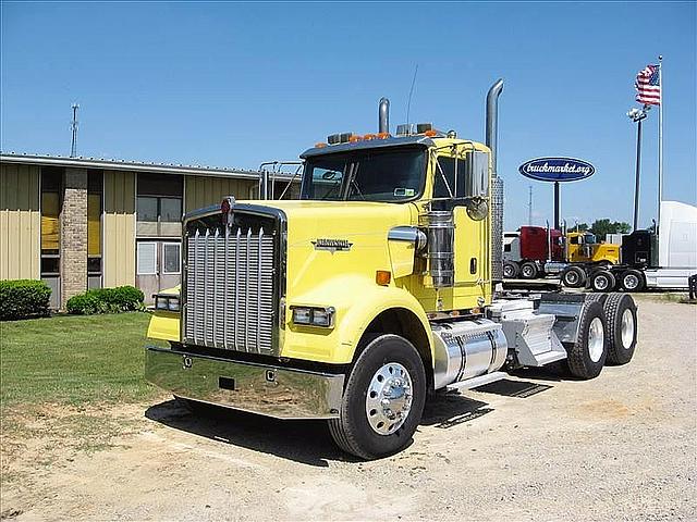 2006 KENWORTH W900 Olive Branch Mississippi Photo #0118461A