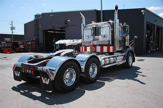 2011 WESTERN STAR 4900SA Ste-Julie Quebec Canada Photo #0118585A