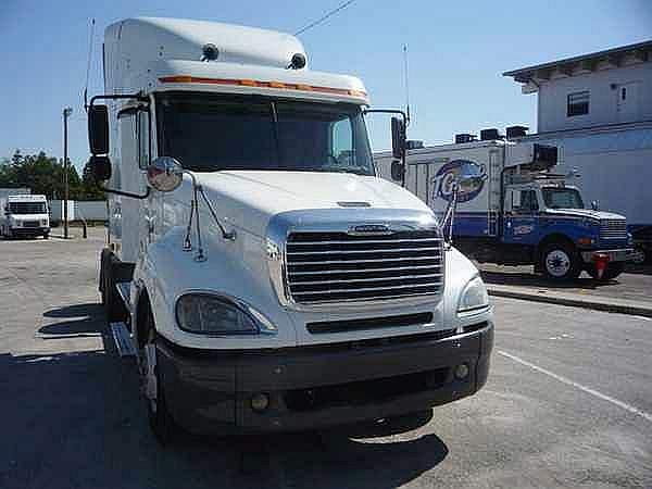 2005 FREIGHTLINER CL12064ST-COLUMBIA 120 Tampa Florida Photo #0118891A