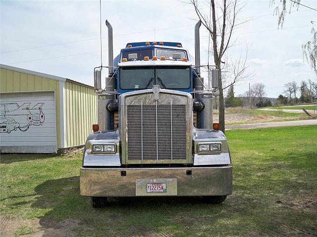 1993 KENWORTH L900 Camp douglas Wisconsin Photo #0119012A