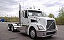 Show the detailed information for this 2009 VOLVO VT64T800.