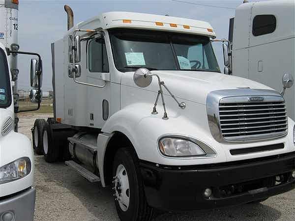 2004 FREIGHTLINER CL12064ST-COLUMBIA 120 Converse Texas Photo #0119165A