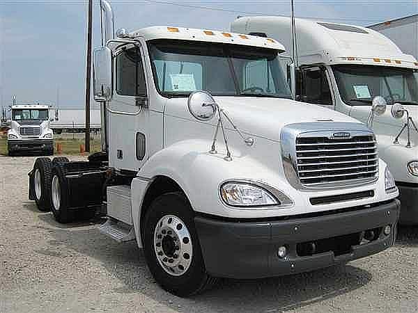 2007 FREIGHTLINER CL12064ST-COLUMBIA 120 Converse Texas Photo #0119174A