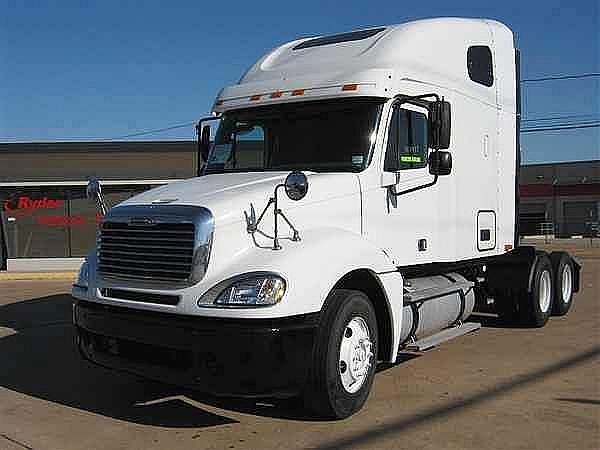 2005 FREIGHTLINER CL12064ST-COLUMBIA 120 Dallas Texas Photo #0119339A