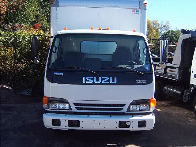 2004 ISUZU NPR HD Hamden Connecticut Photo #0119711A