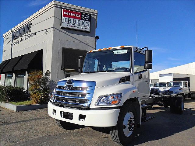 2012 HINO 268A Ventura California Photo #0119764A