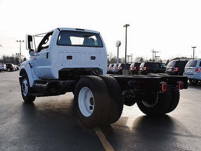 2011 FORD F650 XLT Plainfield Illinois Photo #0120336A