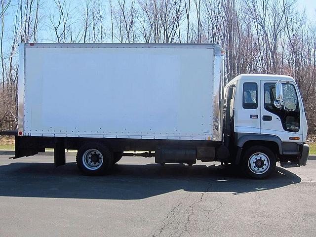 2001 GMC T6500 Walden New York Photo #0120742A