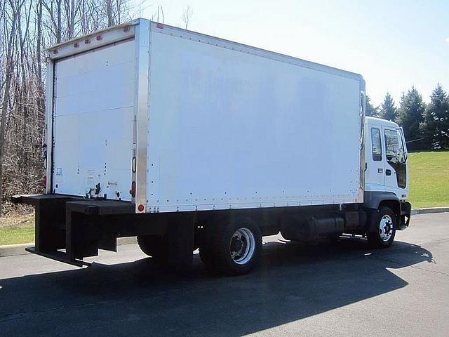 2001 GMC T6500 Walden New York Photo #0120742A